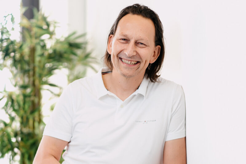 Team - Orthopäde Nieder-Olm - Dr. med. Johannes Hennen